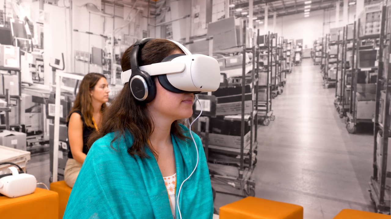 amazon vr zone experience